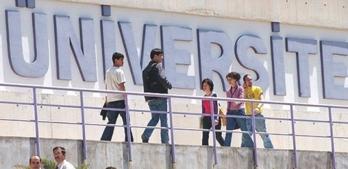Üniversite Kontenjanları 800 Bine Yükseldi