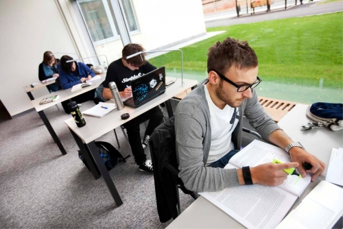 Doktora Mezunları Ders Verebilecek