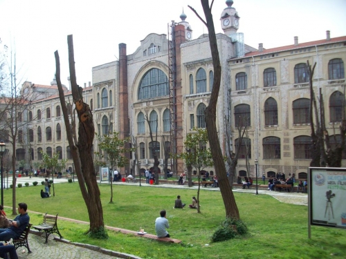 Marmara Üniversitesi 1 Akademik Personel Alacak