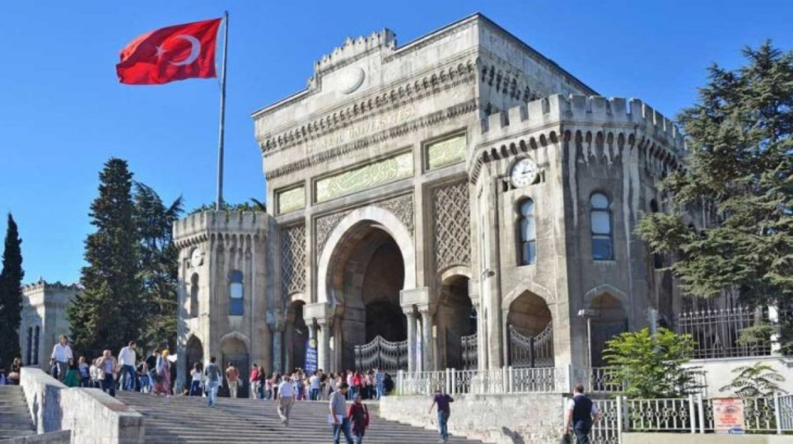 İstanbul Üniversitesi Akademik Personel  Alımı Yapıyor