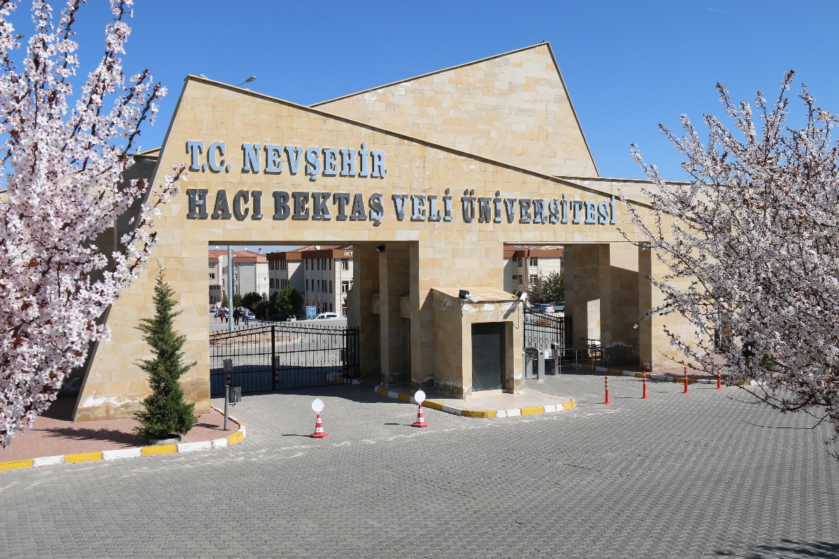 Nevşehir Hacı Bektaş Veli Üniversitesi 100/2000 YÖK Burs İlanı