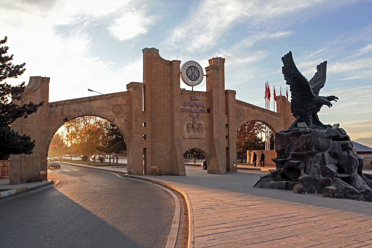 Atatürk Üniversitesi Hakkında Bilgiler